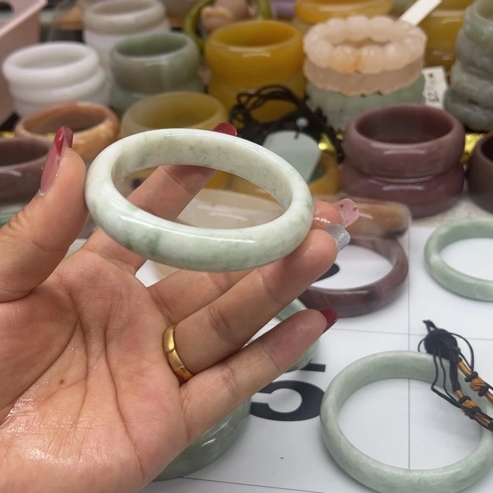 石英岩玉合金手镯
