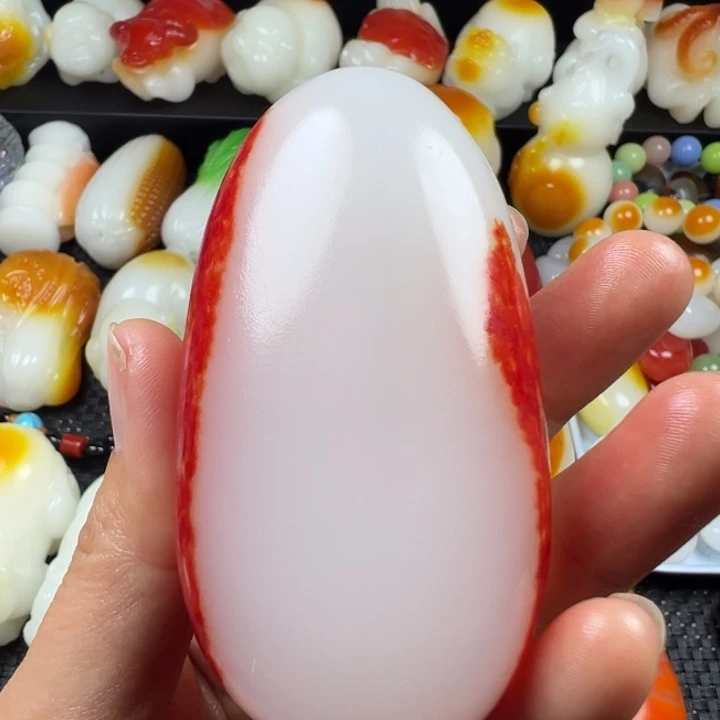 新疆戈壁五彩石金丝