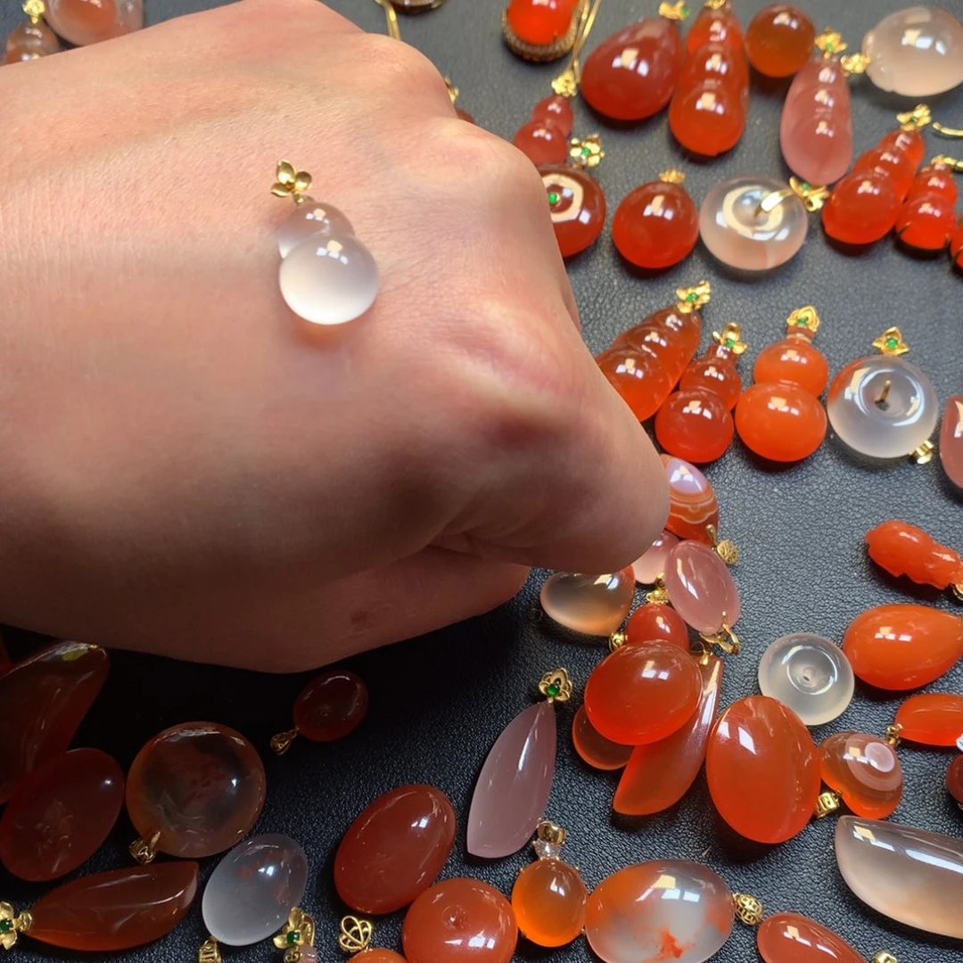 南红玛瑙未镶嵌项链