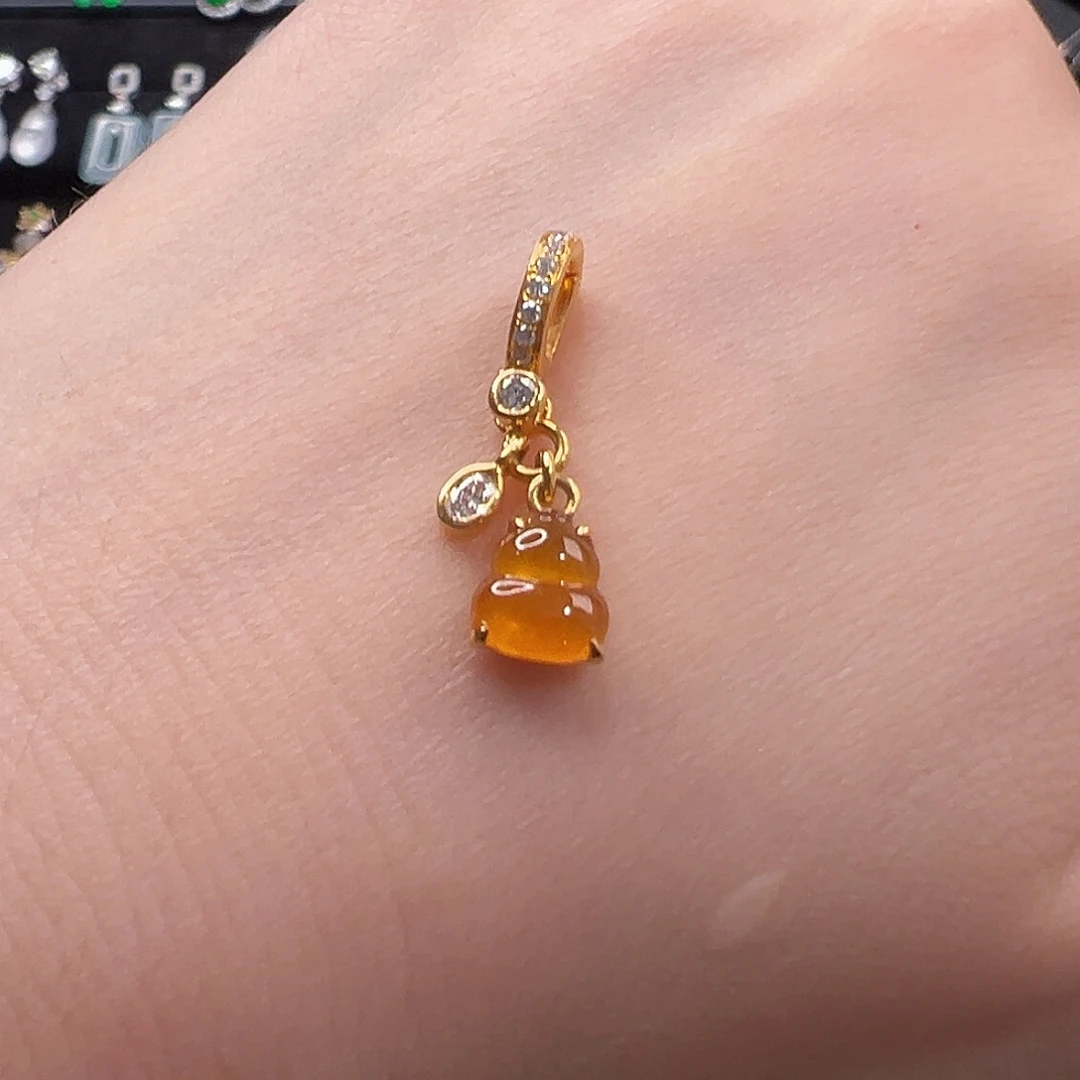 翡翠18K金镶嵌吊坠(不含链)冰黄翡葫芦小滴流