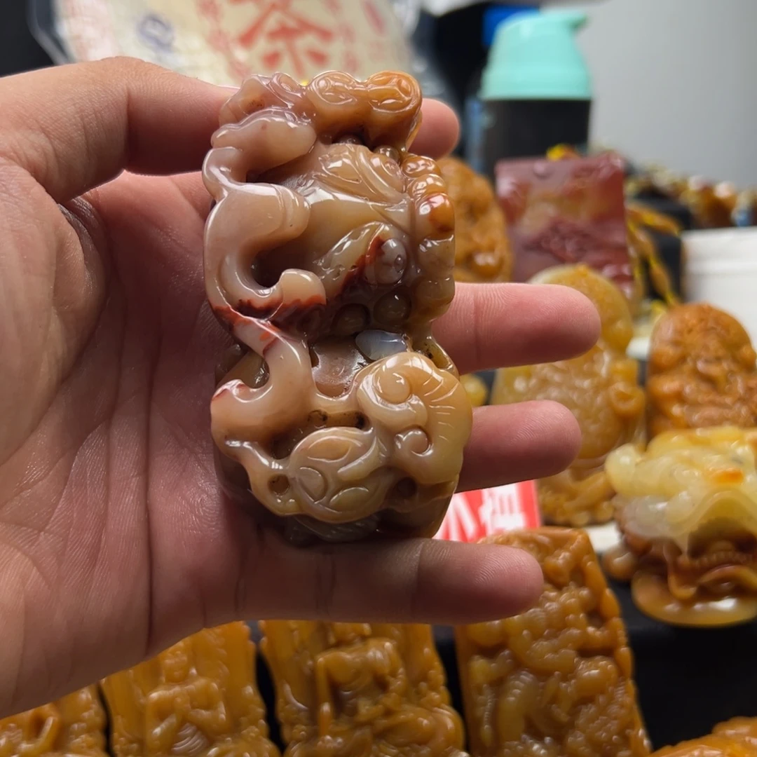 石英质玉（黄龙玉）未镶嵌hly