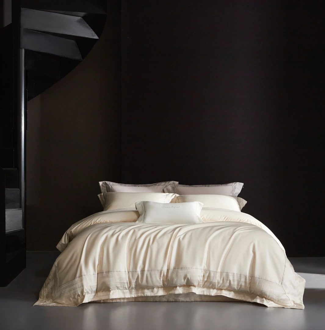 绣花夫人/极光/极简风/宽边金银丝线/轻奢设计/超细旦天丝四件套