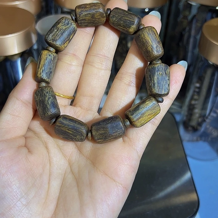 沉香手串秋*单圈老料沉水金沙叶20