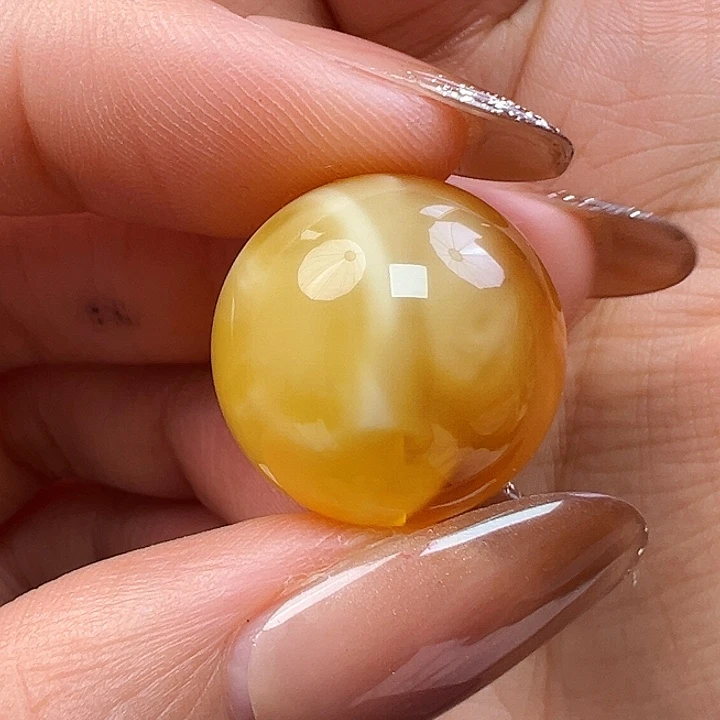 蜜蜡未镶嵌珠宝奇石