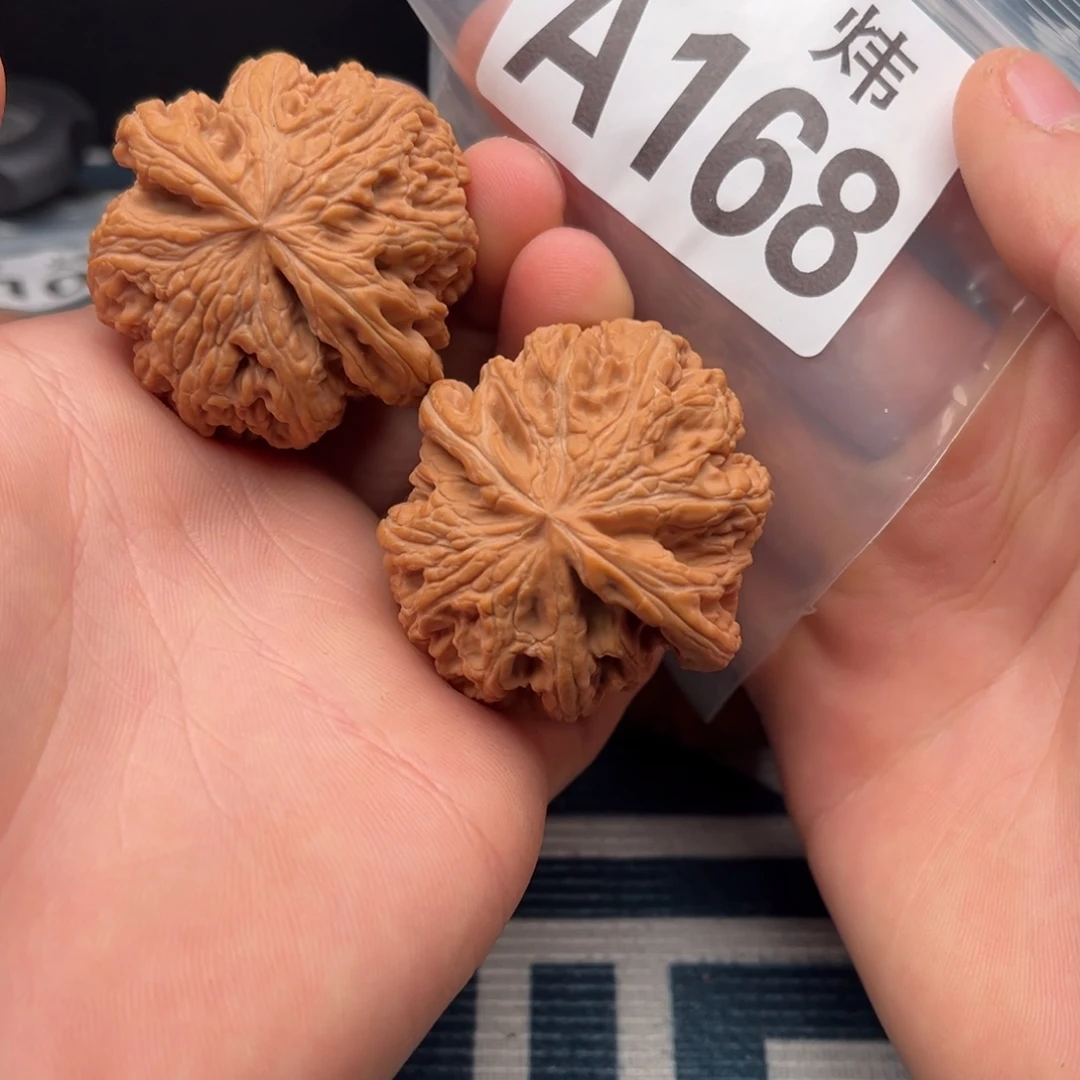 文玩核桃吊坠粗筋43