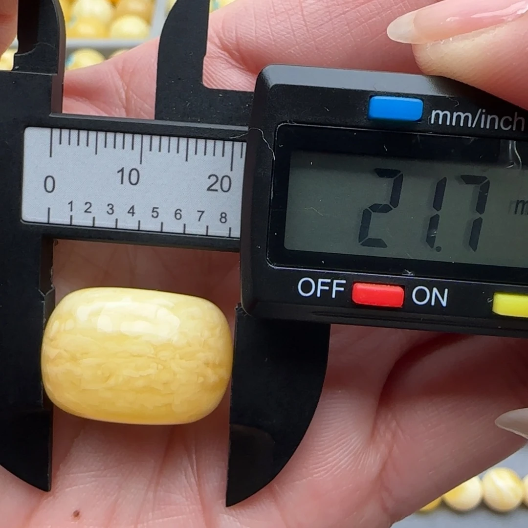 蜜蜡未镶嵌裸石浓蜡虎皮纹墩子