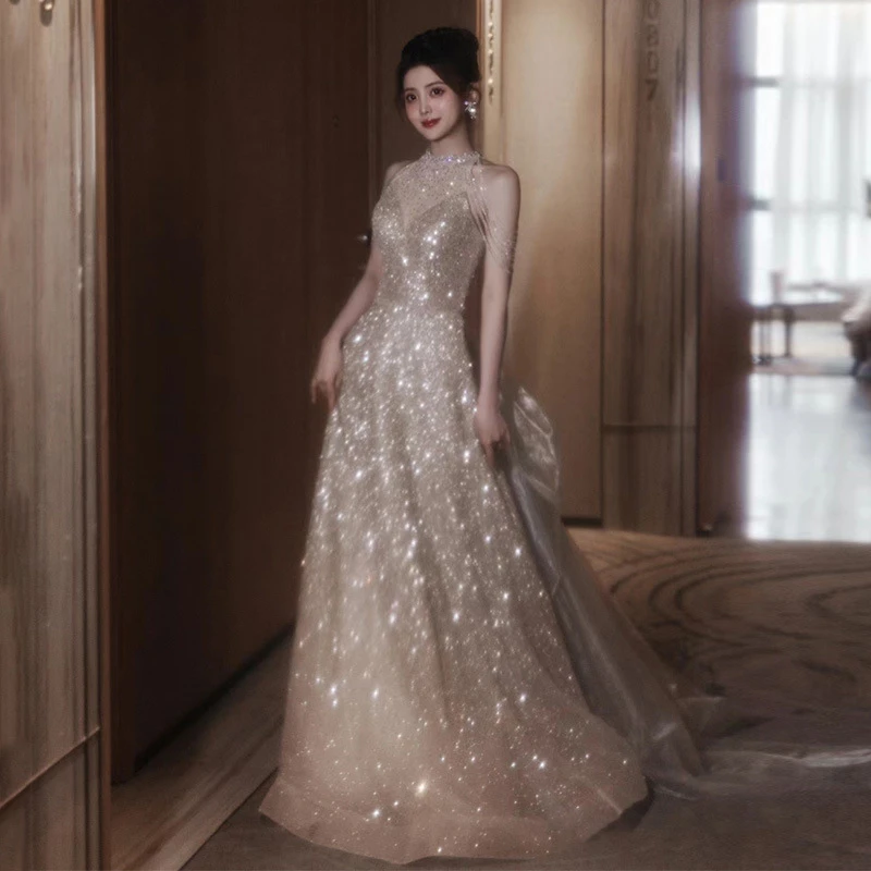 挂脖晚礼服2025新款香槟色主持人生日成人礼艺考连衣裙气质礼服女