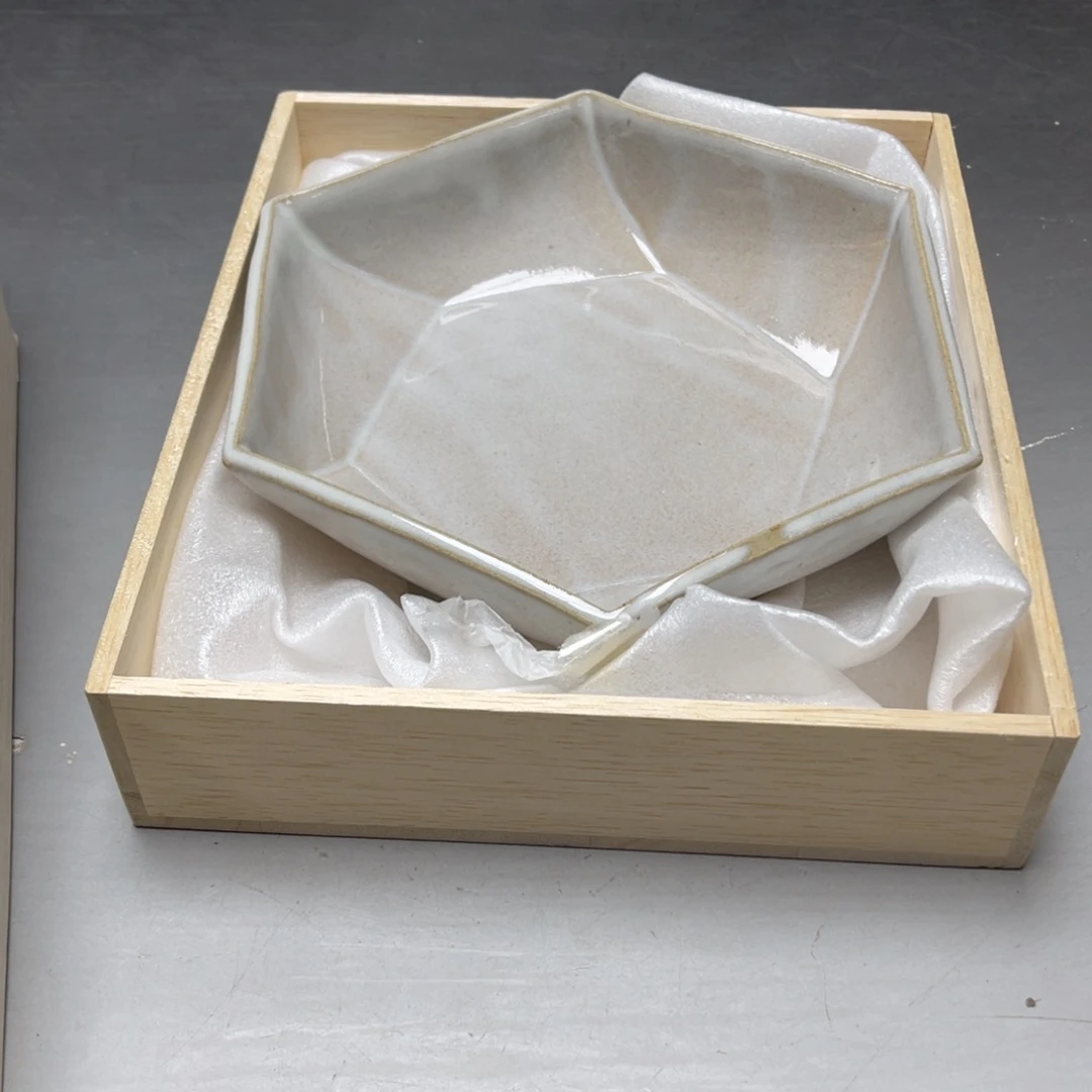 瓷片丑*元密密麻麻的小故事在