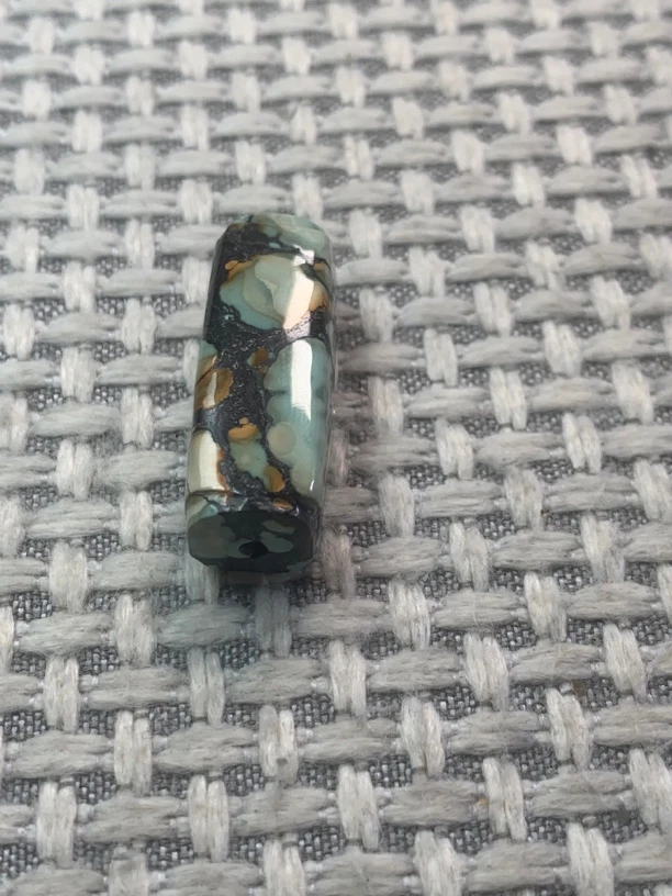 湖北原矿高瓷饰品配饰