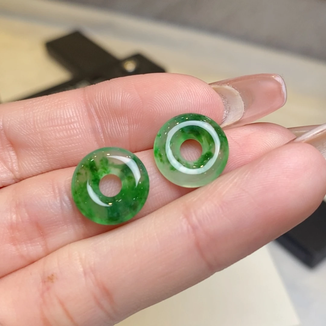 翡翠耳饰未镶嵌甜甜圈