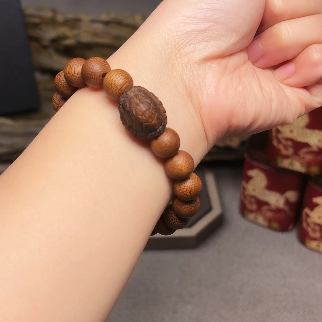 手串沉香越南富森红土熟结1.0➕黑土富甲沉香雕刻