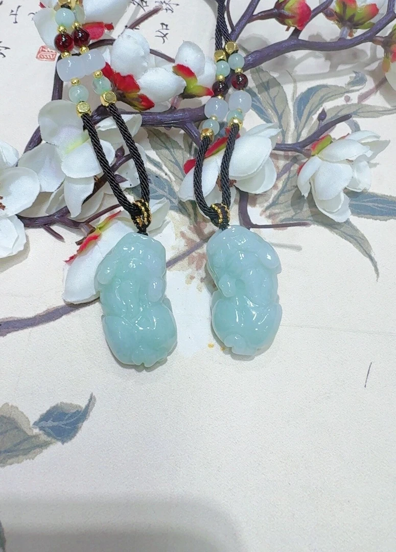 天然翡翠A货如意貔貅（多样性发货发一个）宽22-25高33-35厚12+送绳