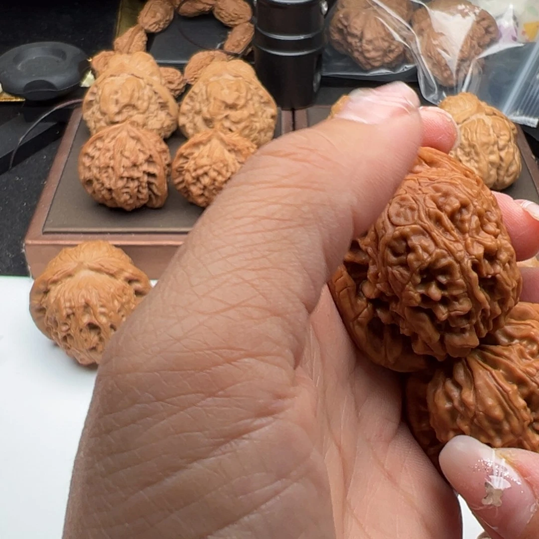 文玩核桃把件莲花