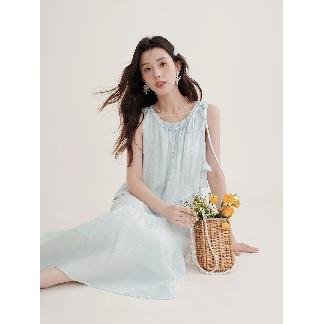 木易易 淡蓝色无袖背心连衣裙女气质女神夏日度假出游系带a字长裙