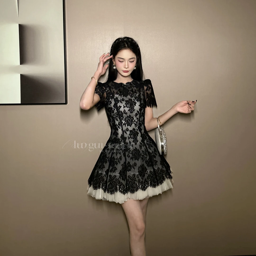 2025夏季蕾丝小黑裙性感复古名媛辣妹设计感修身连衣裙裙子65375