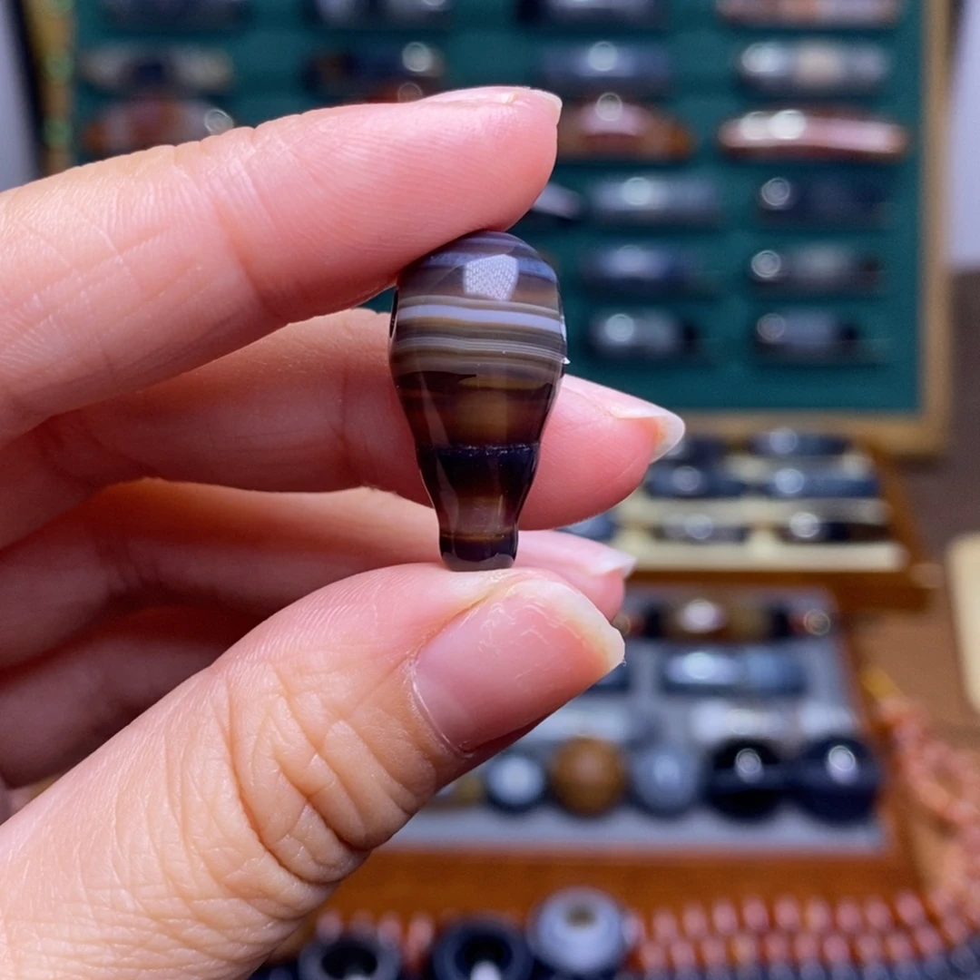 玛瑙/玉髓未镶嵌珠宝半成品