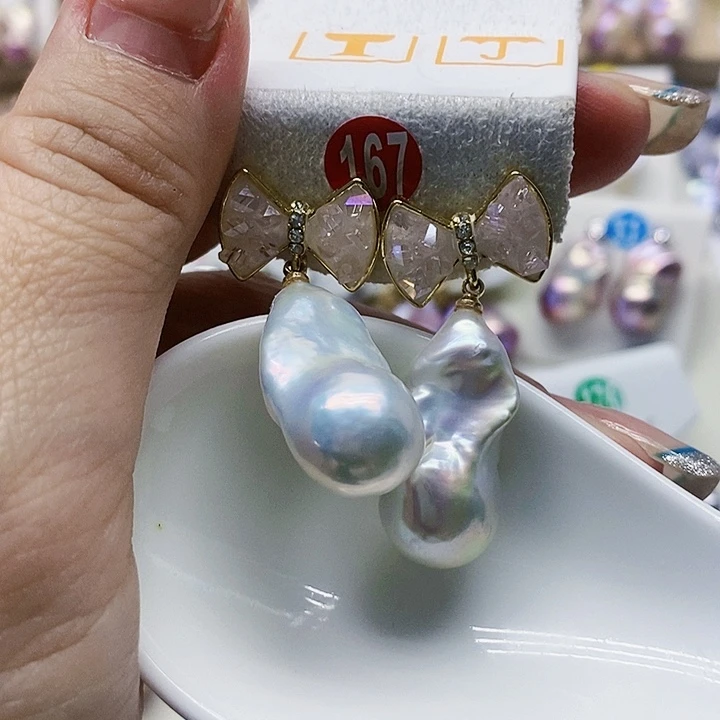 银S925镶嵌耳饰淡水珍珠白*