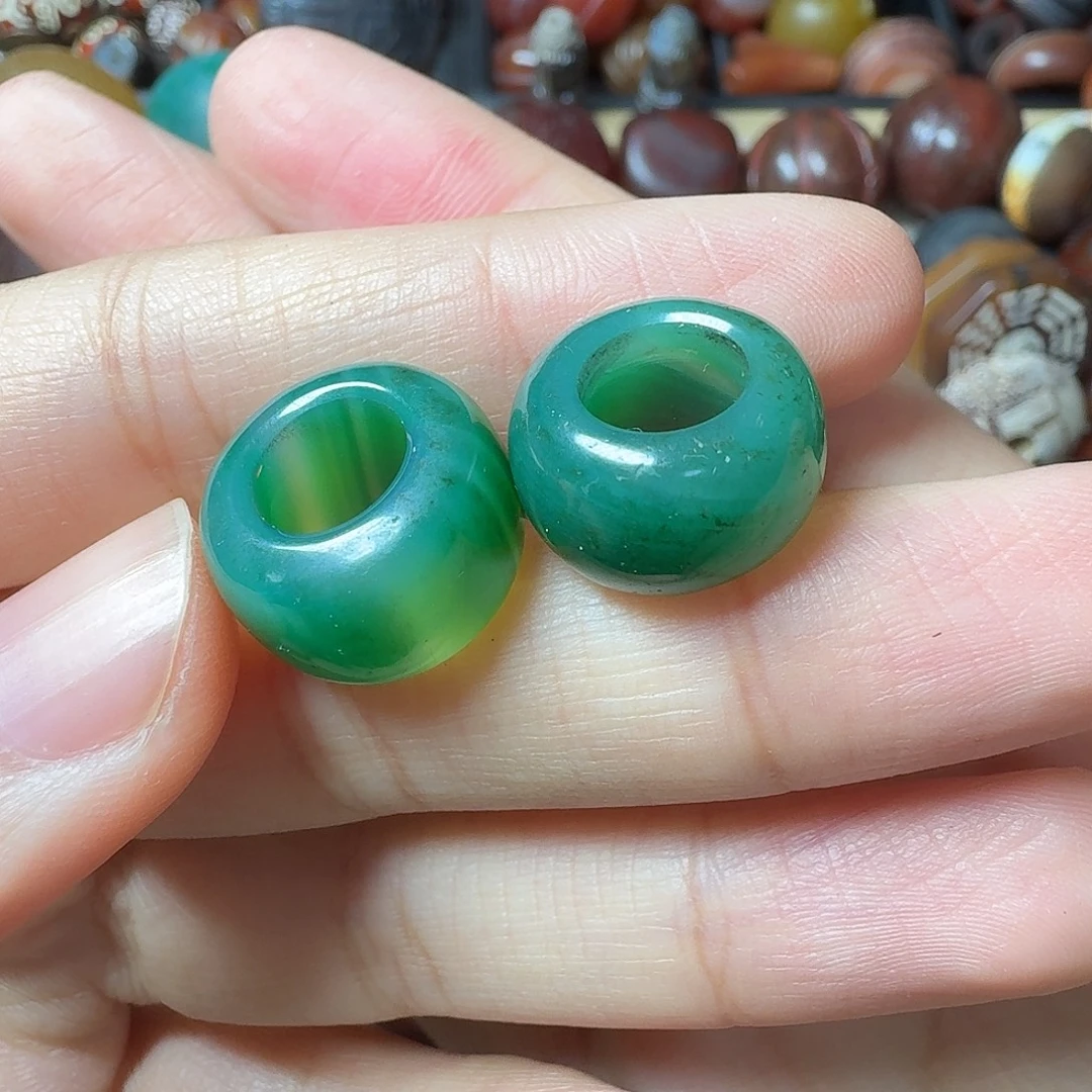 雨****玛瑙/玉髓未镶嵌满30包邮