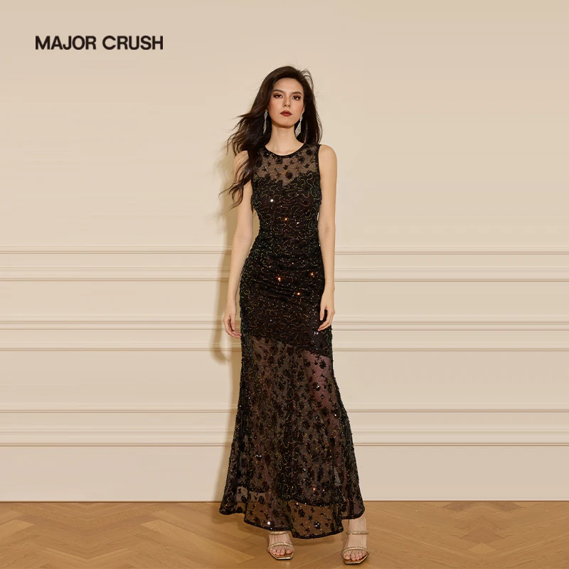 MAJOR CRUSH早秋新款落日遐想无袖珠片赫本风名媛连衣裙6817