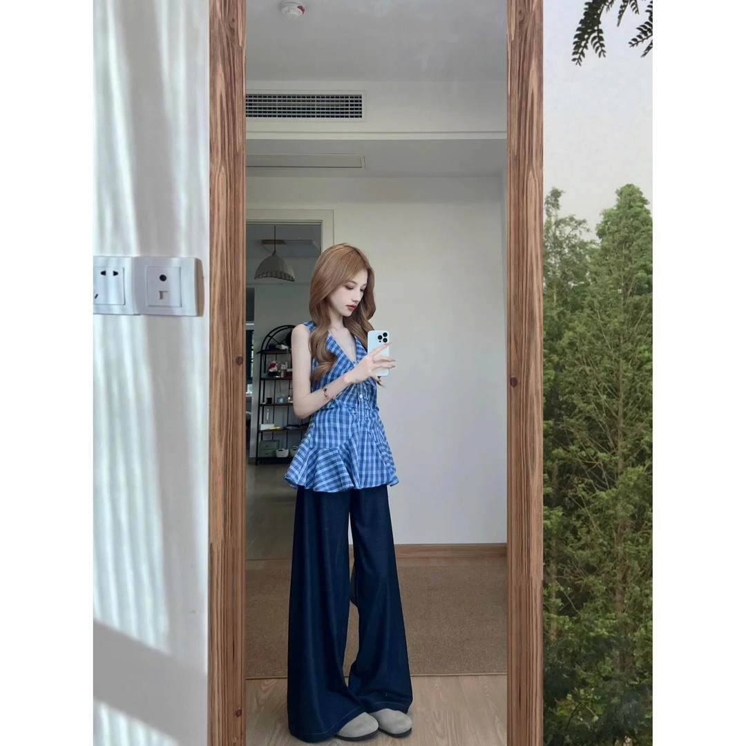 蓝色格子V领吊带背心女夏季挂脖设计感牛仔阔腿裤套装洋气衣服女