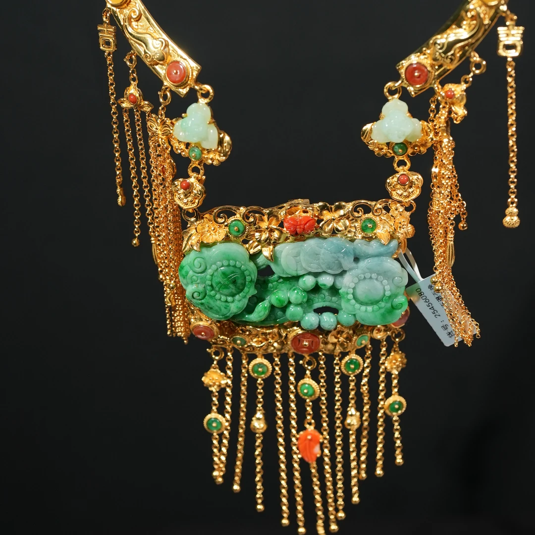 12.31香港王老板-翡翠镶嵌吊坠3e65