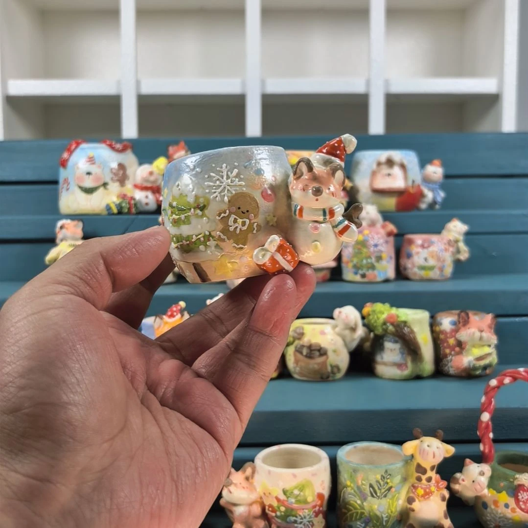 果****雪人小狐狸 手绘多肉花盆