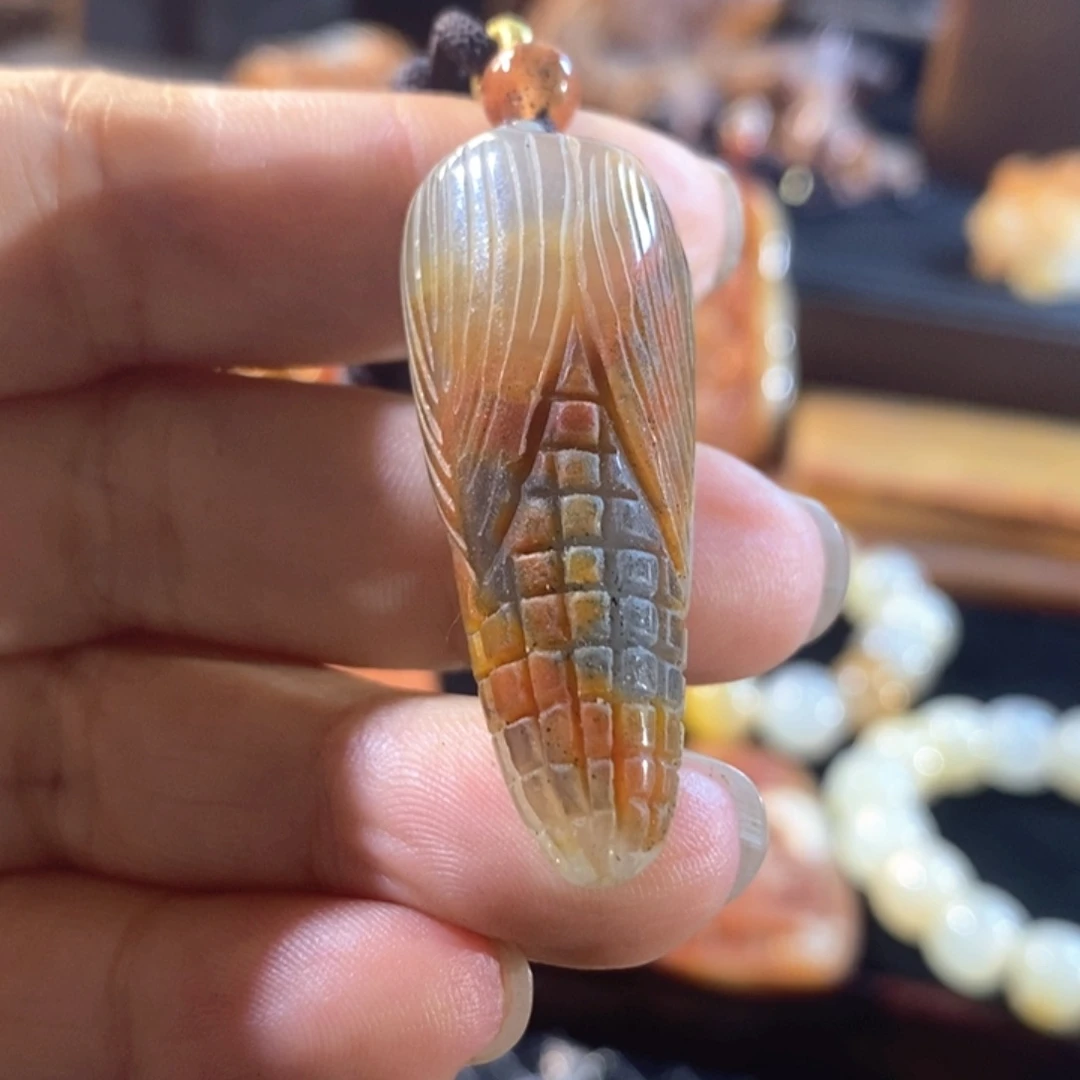 石英质玉（黄龙玉）未镶嵌黄龙玉