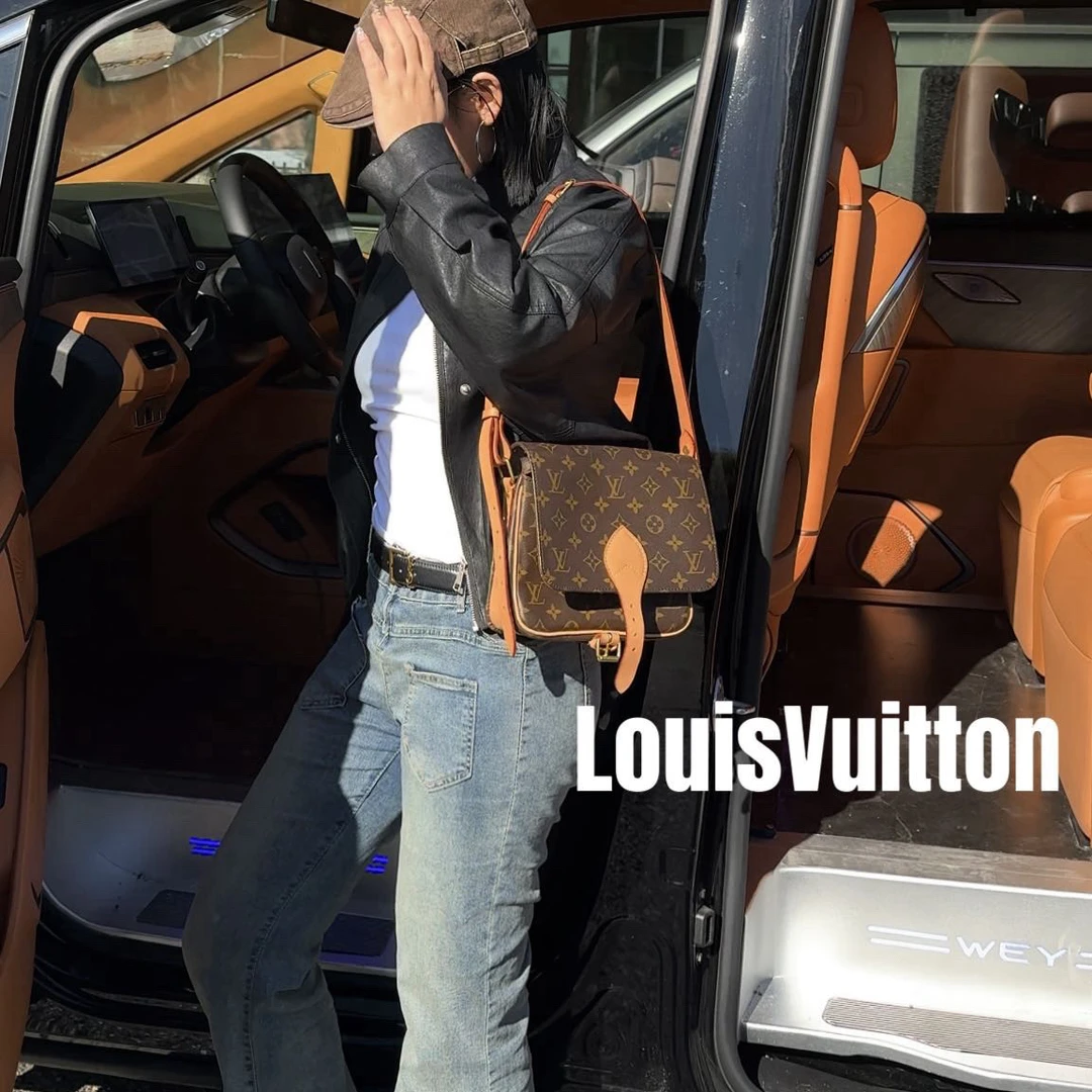 修复品8615557/LouisVuitton/路易威登老花中号马鞍包