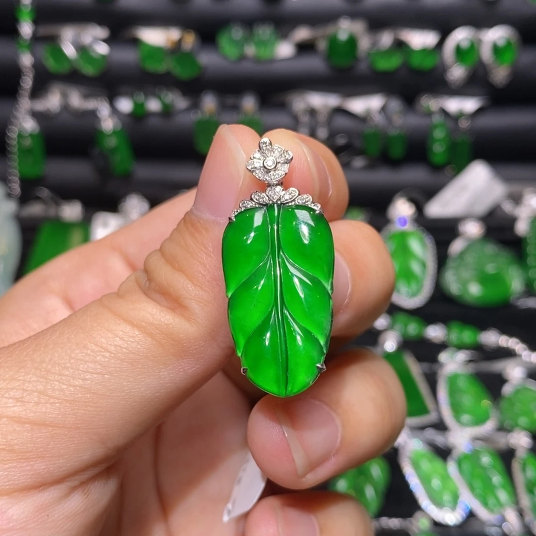翡翠18K金镶嵌吊坠(不含链)天然翡翠