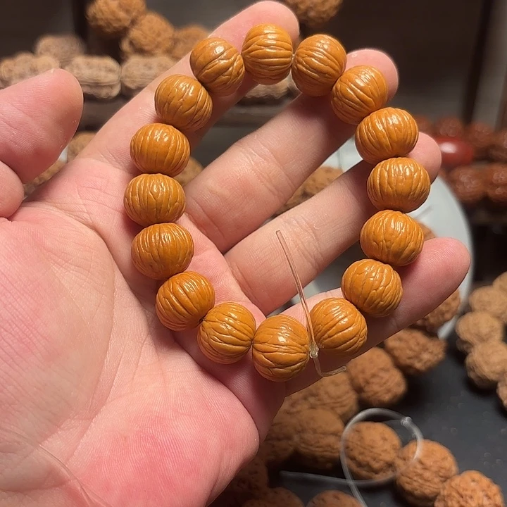 圆***月吊坠金刚菩提金刚菩提