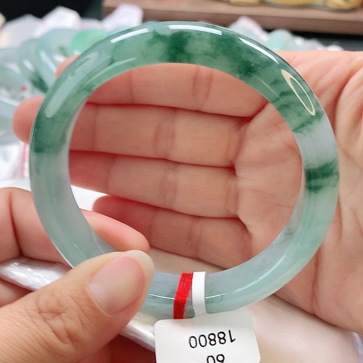 未镶嵌手镯翡翠60正