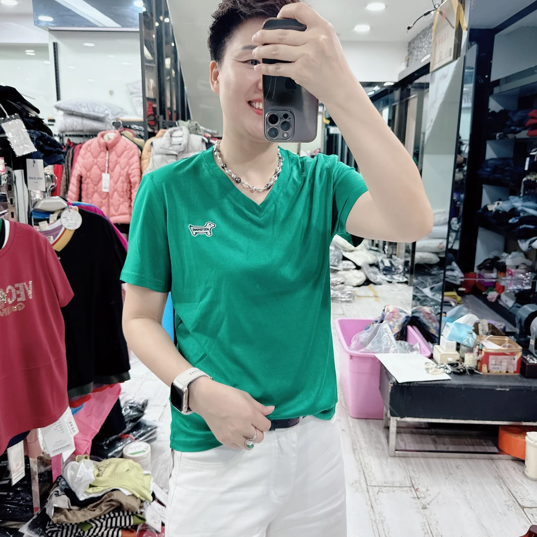 冰凉丝光棉新款V领5色小狗标不起球上衣2533