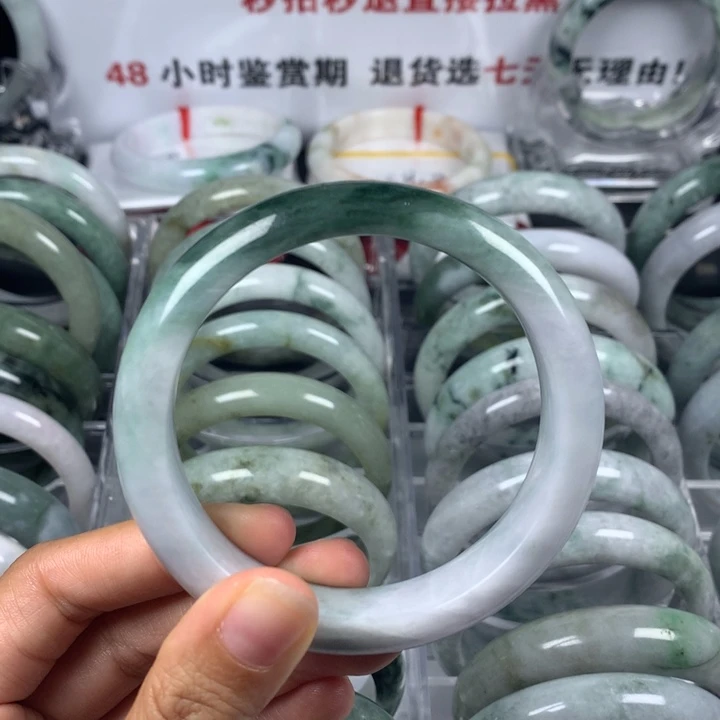 翡翠手镯未镶嵌4号