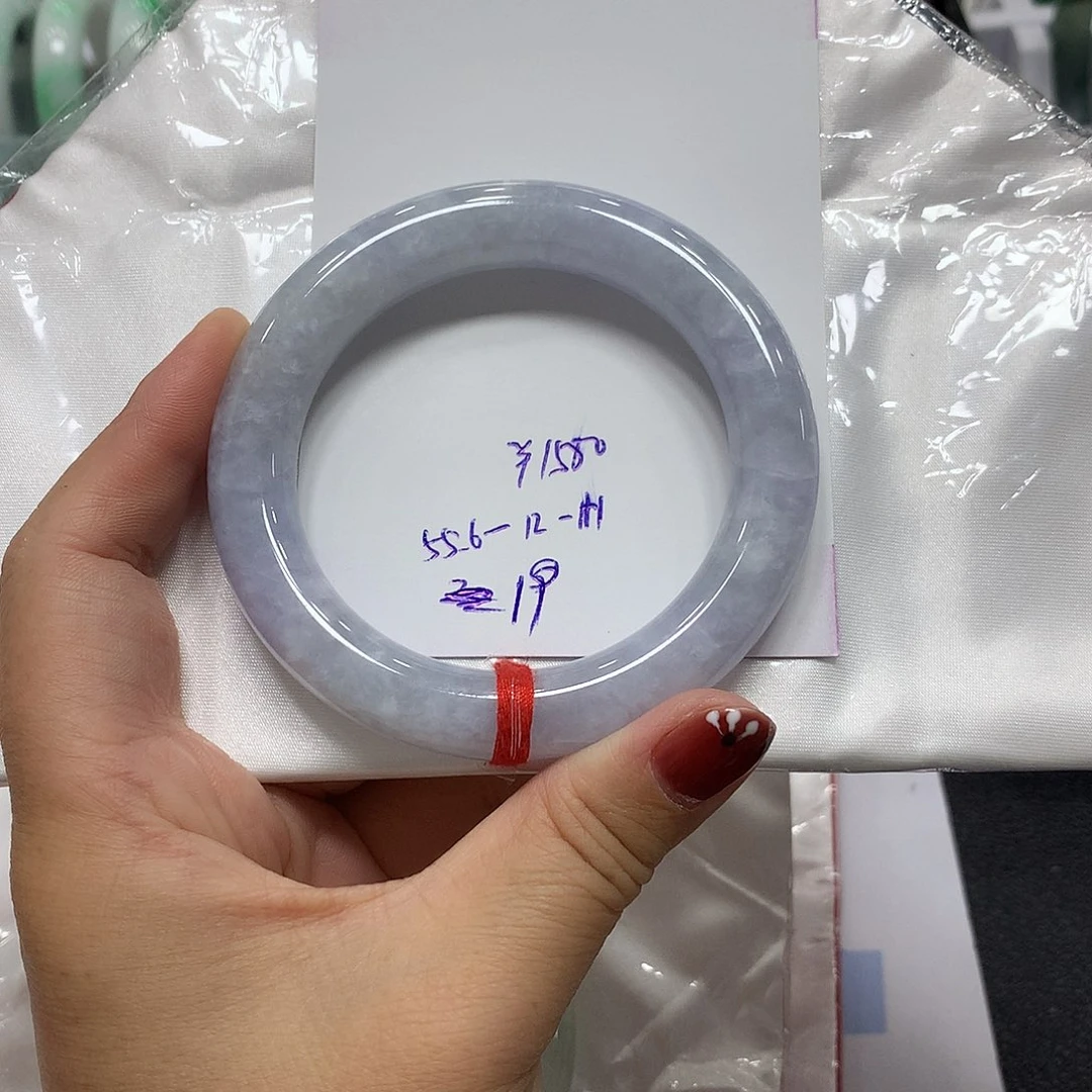 翡翠手镯未镶嵌19
