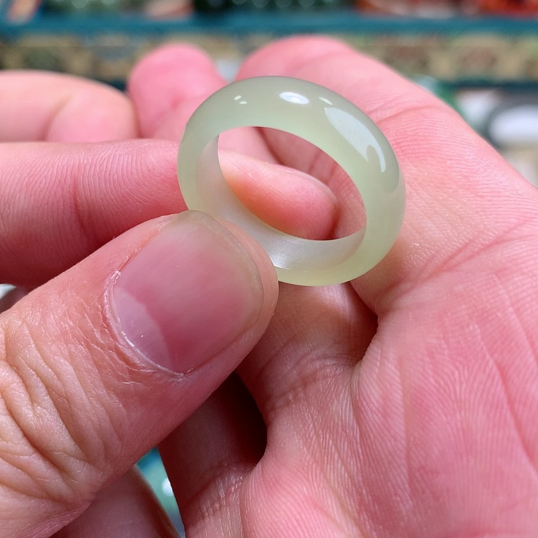 和田玉戒指未镶嵌