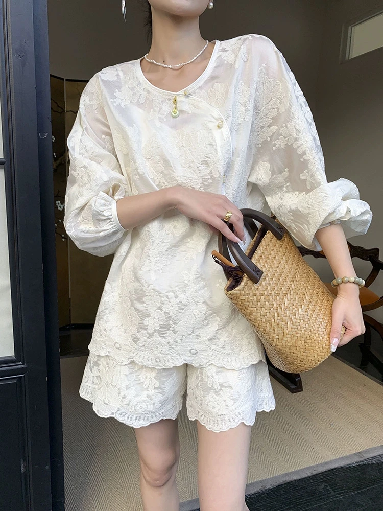 莎蔻studio 夏季新款中式重工刺绣防晒套装女宽松上衣短裤两件套