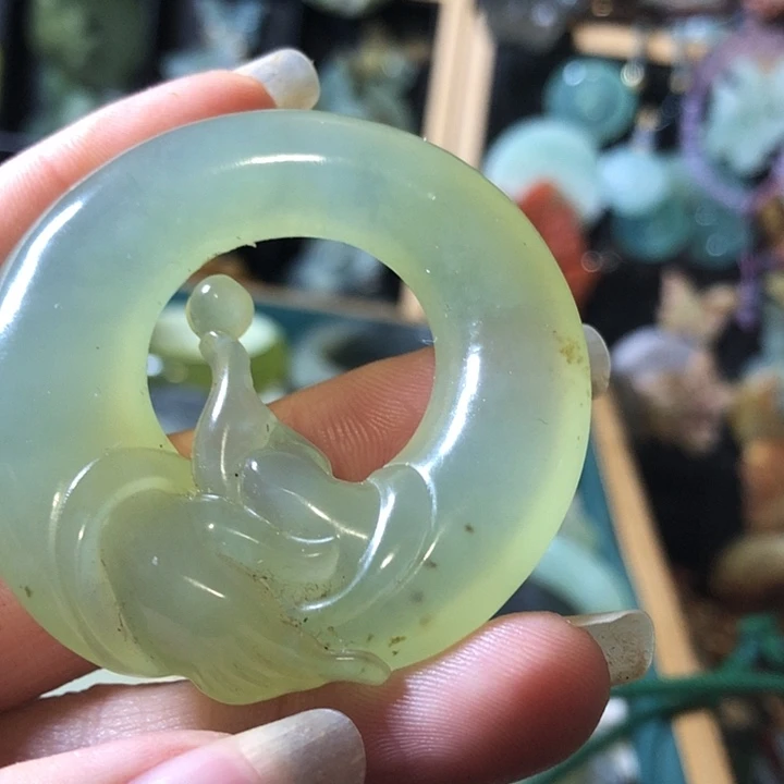 岫玉未镶嵌岫玉挂件