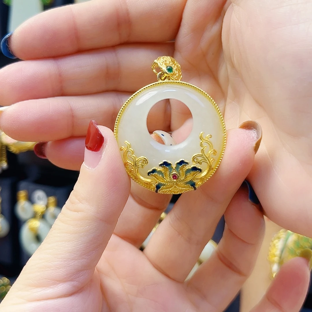和田玉银S925镀金镶嵌颈饰