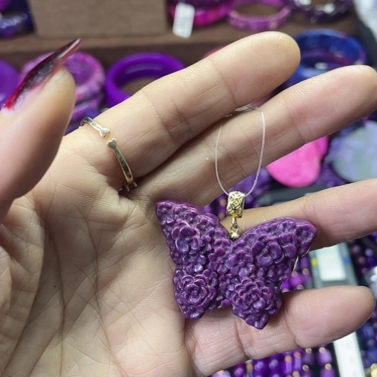 非金属南非老油料蝴蝶吊坠s102