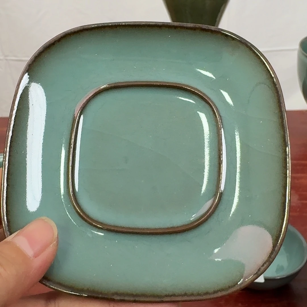 铁胎开片方形小杯垫