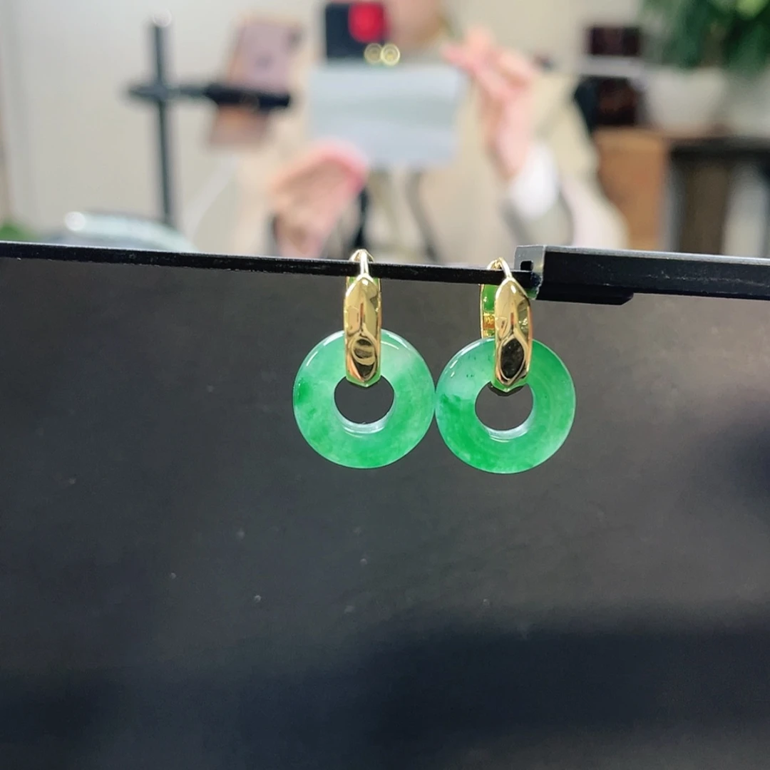 【闪购商品】合金石英质玉耳钉