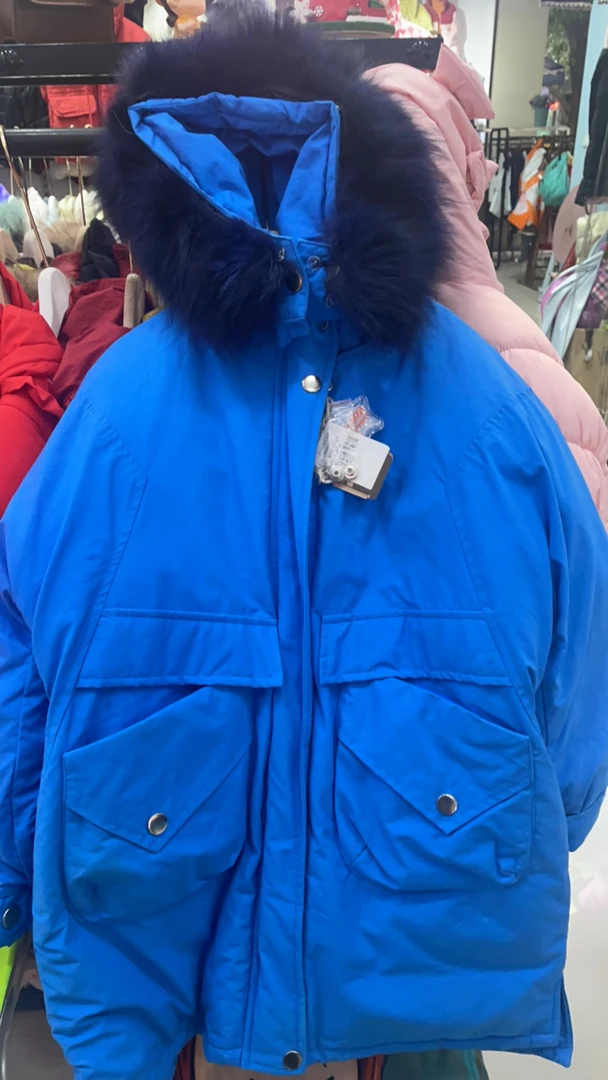 派克蓝色羽绒服140码段
