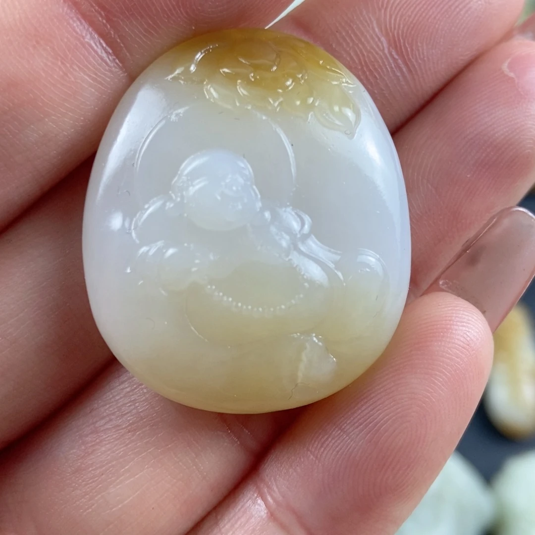 和田玉挂件未镶嵌