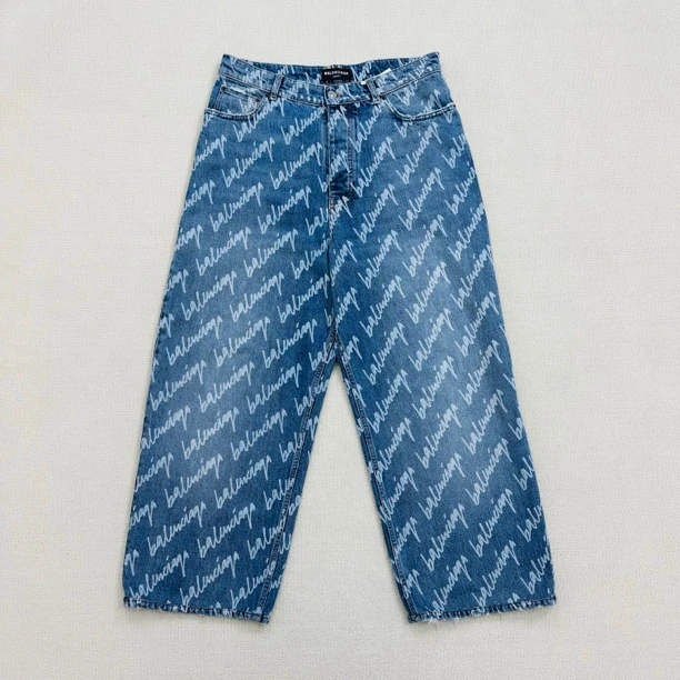 99新 Balenciaga/巴黎世家 弹幕满印阔腿牛仔裤/S码/WL0560