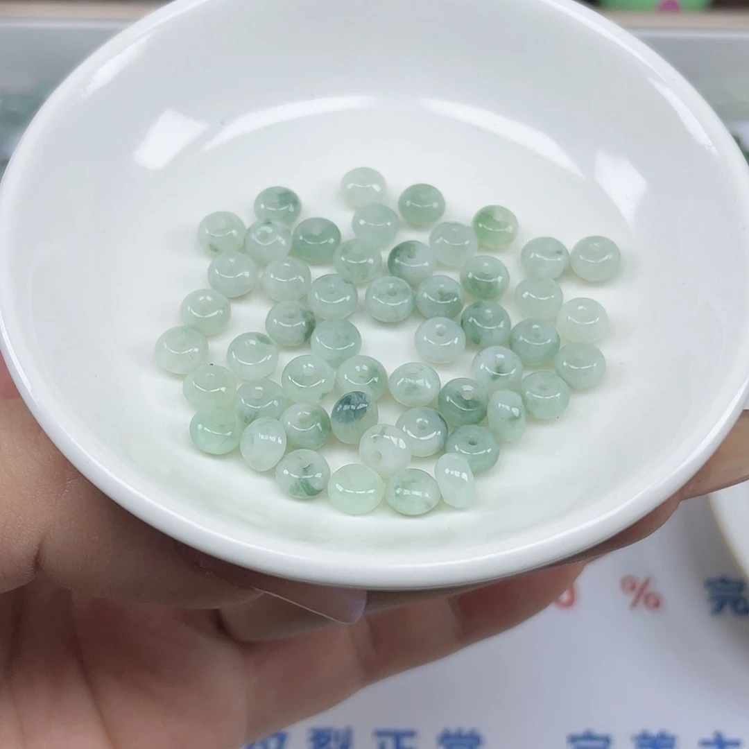 翡翠散珠卡6*3.7,50颗