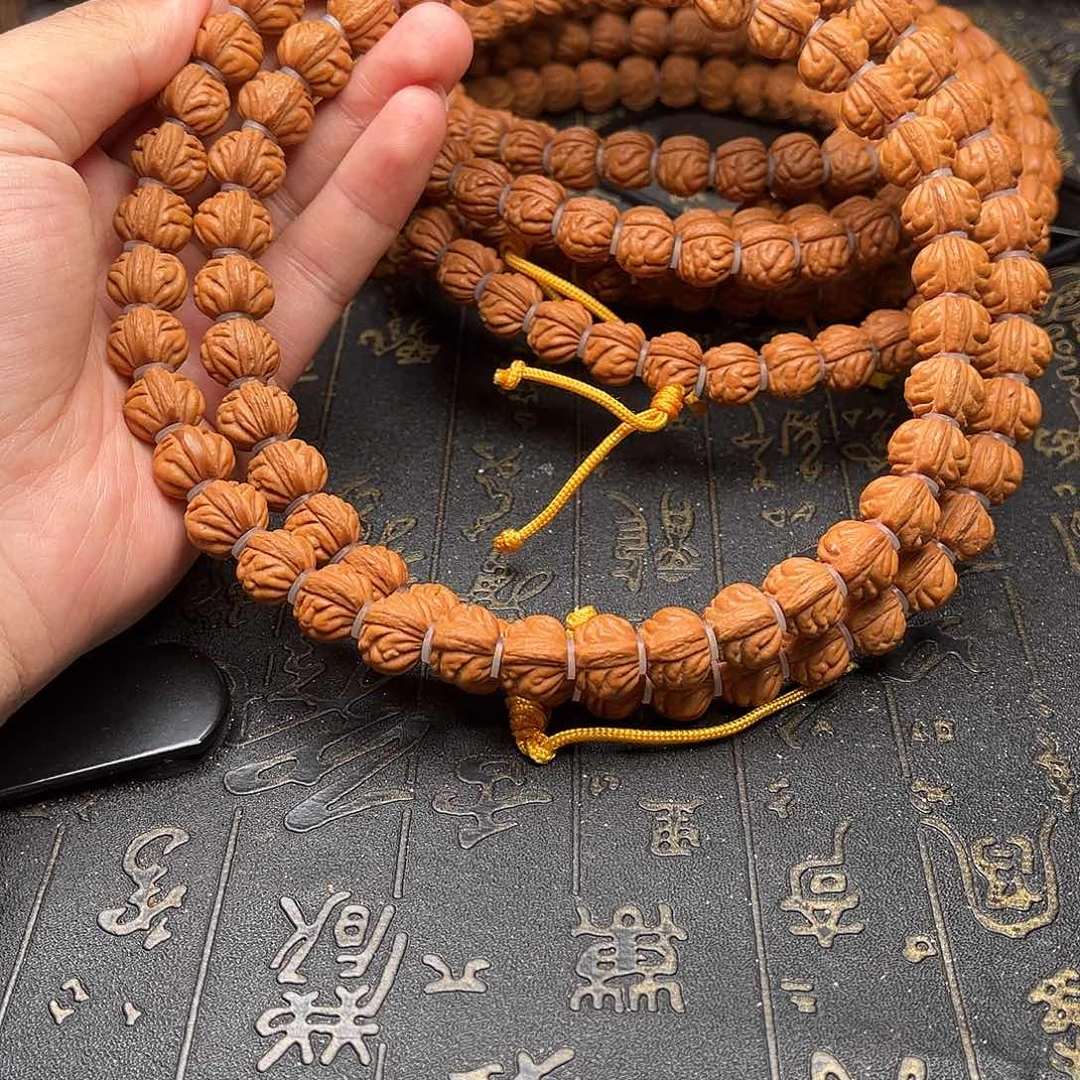 吊坠桃核赤金风雨72薄挂