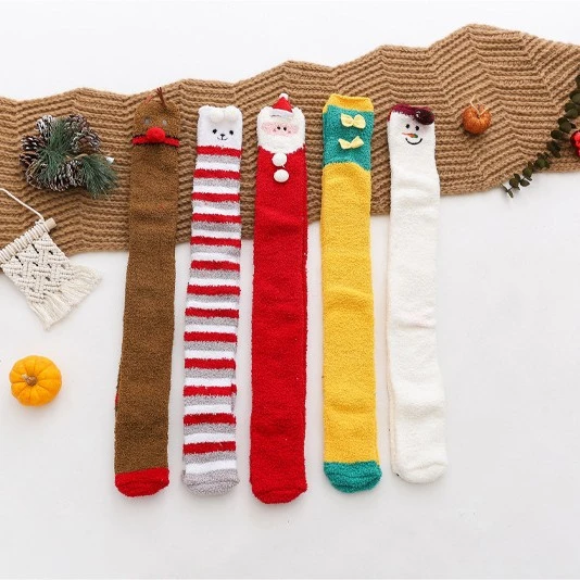 冬季珊瑚绒袜子加长过膝睡眠袜卡通图案加厚保暖女圣诞节小腿袜子