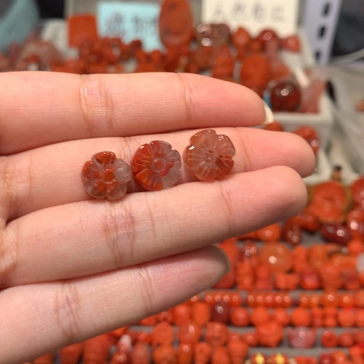 【闪购商品】未镶嵌梅花南红玛瑙