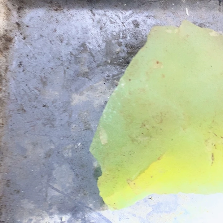 未镶嵌蛇纹石玉珠宝奇石