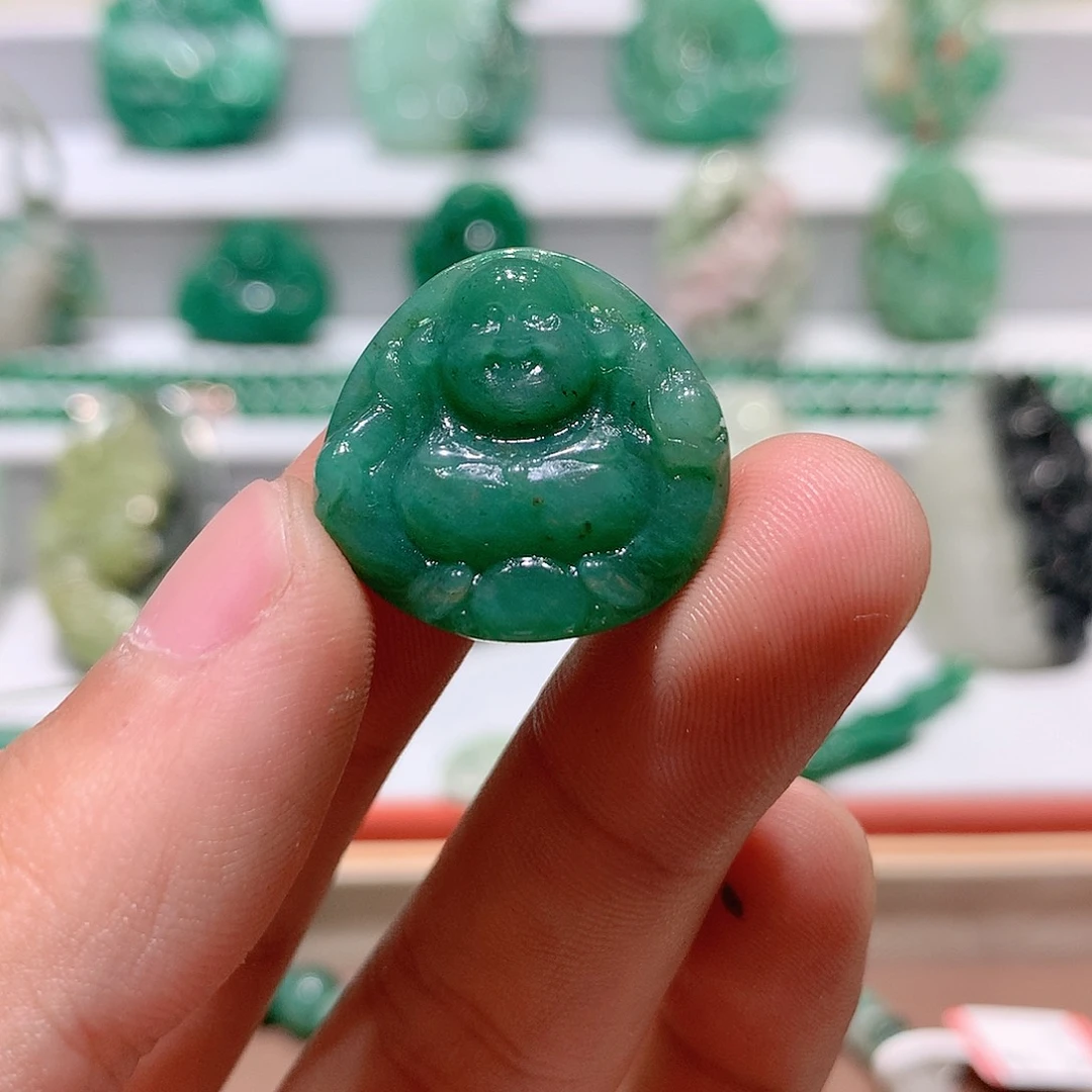 独山玉未镶嵌挂件